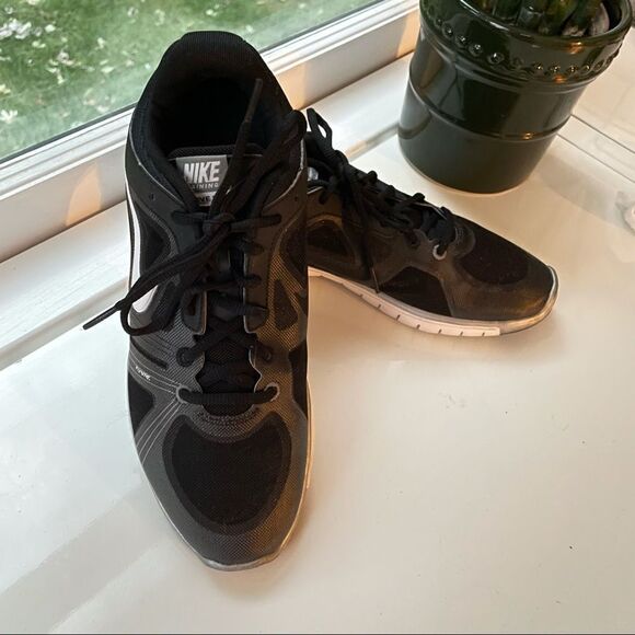 NIKE Training Flex Move Fit 469770 Black Womens Athletic Shoes Lightweight sz9.5 - Picture 2 of 8